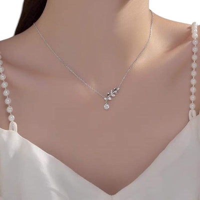 Minimal Leaf Pendant Necklace for Women | Elegant Silver Daily Wear Jewellery – GLOVI